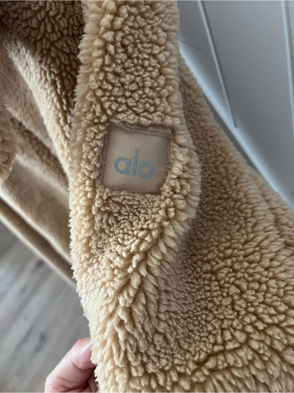 ALO Yoga great size